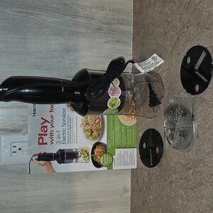 (J26) New Hamilton Beach Black 3-in-1 Electric Spiralizer